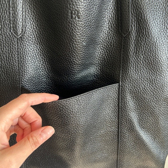 Banana Republic Tote East-West Pebbled Cow Leather Black 14x15 Unstructured Soft - Picture 3 of 13